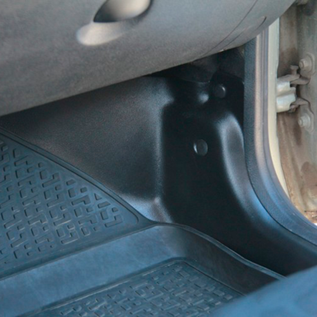 Накладки на ковролин передние "АртФорм" для Renault Duster (2011-2015 г.в.) 2 штуки купить недорого с доставкой в Чебоксары