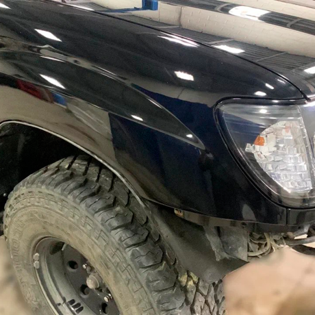 Крыло переднего колеса (пассажирское, правое) для Toyota Land Cruiser 100 купить недорого с доставкой в Чебоксары