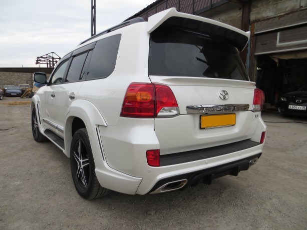 Аэродинамический обвес "Wald Black Bison" Toyota Land Cruiser 200 купить недорого с доставкой в Чебоксары